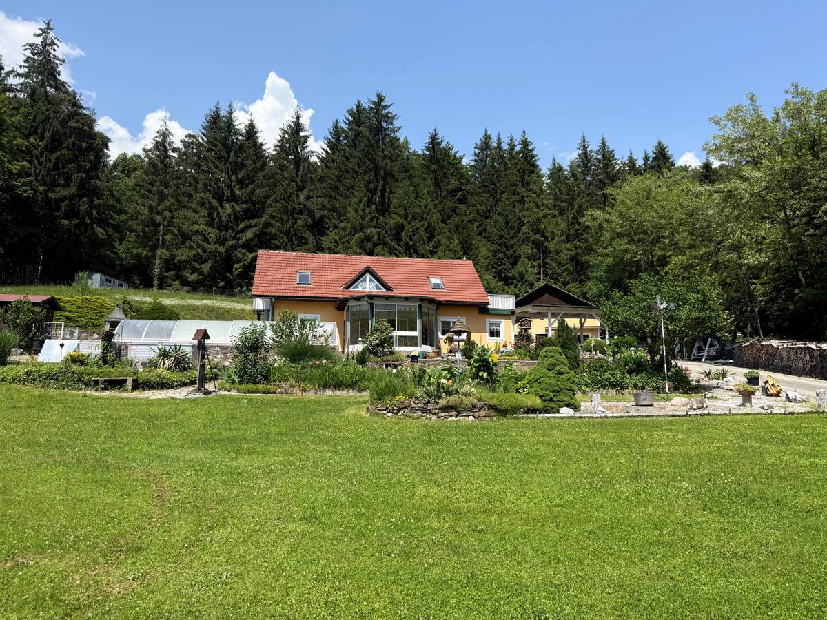 Erfüllen sie sich Ihren Wunsch ! Sehr gepflegtes Einfamilienhaus mit überdachtem Pool in Eibiswald, Eibiswald
