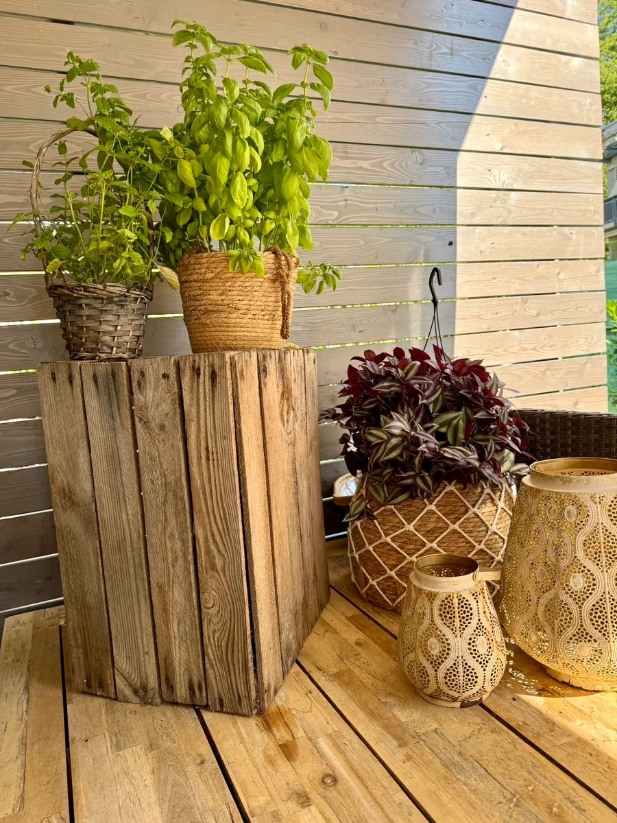 Schöne Deko Vintage Holz Kiste für Balkon , Garten , Terrasse und als Geschenk für Kräuter, € 20,- (9201 Krumpendorf)