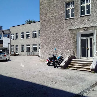Immobilie kaufen in Linz – 2 500 m² – Bild 3 von 4