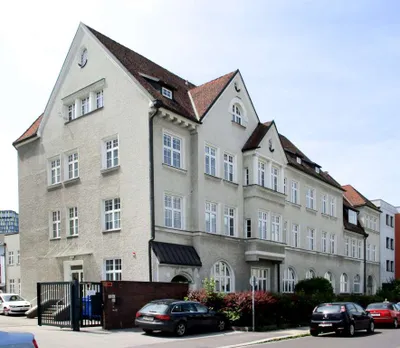 Immobilie kaufen in Linz – 2 500 m²
