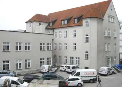 Immobilie kaufen in Linz – 2 500 m² – Bild 2 von 4