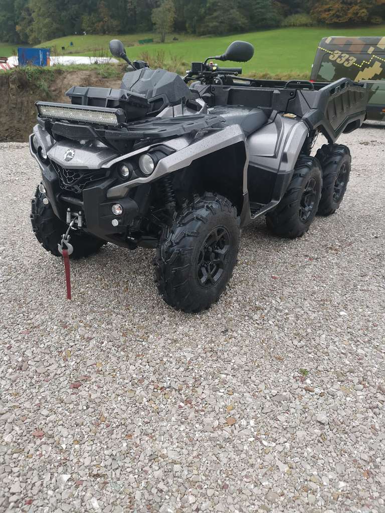 Can-Am Outlander 6x6 1000ccm Quad