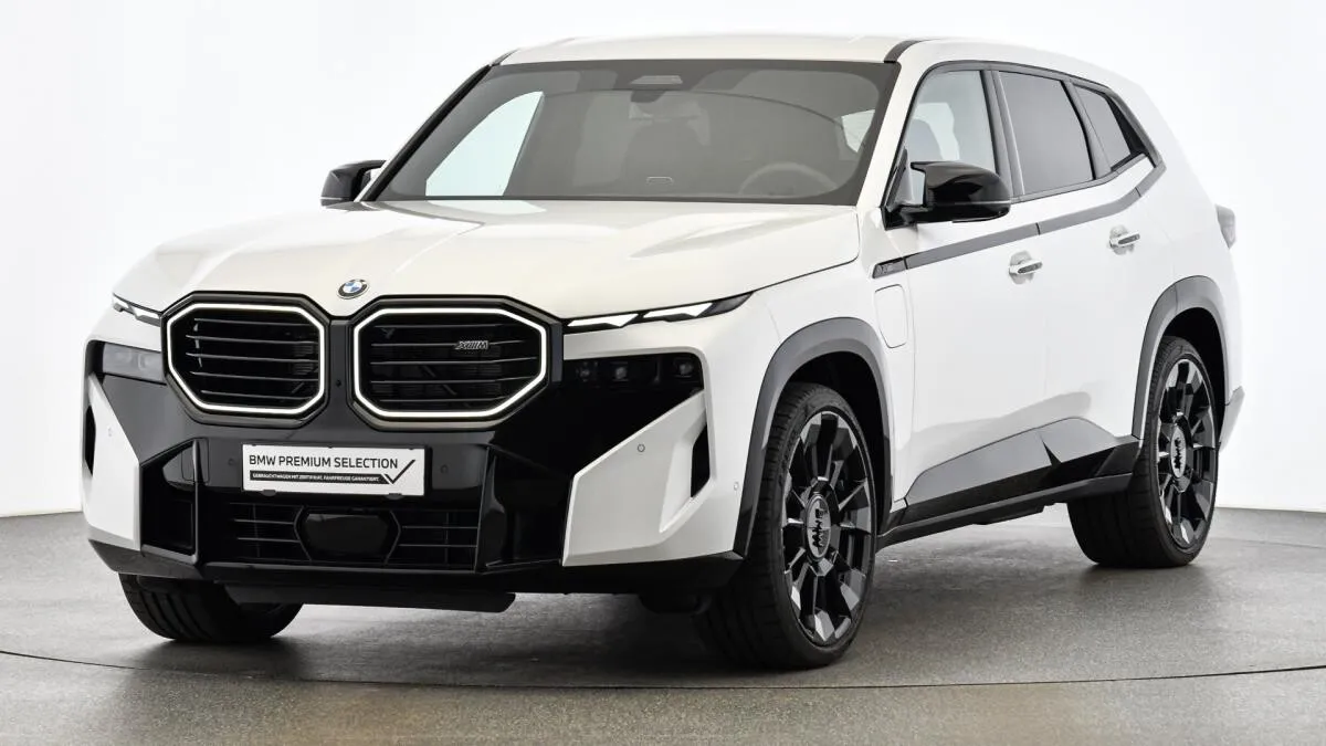 BMW XM