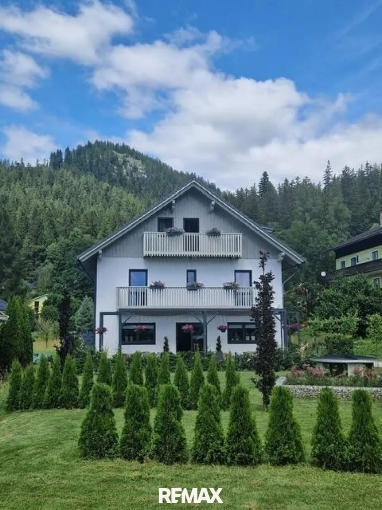 Bad Mitterndorf: Traumhaftes 400m² großes Ein-/Mehrfamilienhaus in bester Lage zum Skigebiet - Ansicht 2