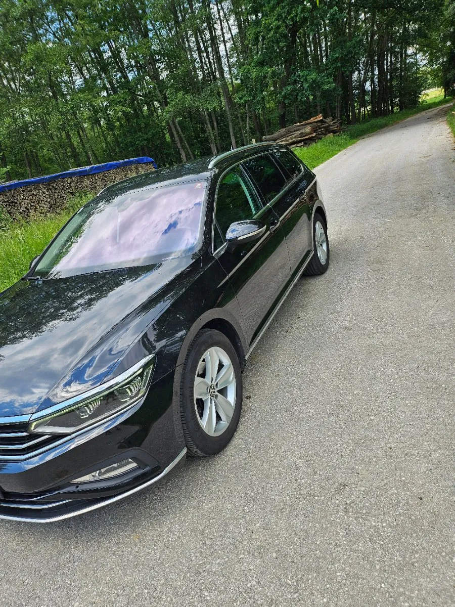 Volkswagen Passat 2021 photo 3