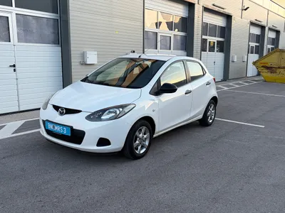 Mazda Mazda2