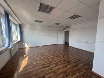 Gewerbeimmobilie mieten in Linz – 204 m², € 2.529 – Bild 4 von 22