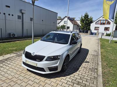 Skoda Octavia Combi RS 2,0 TDI Green tec