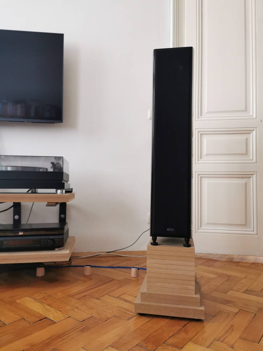 KEF XQ30 ペア購入必須です。② Used KEF XQ30 Speaker systems for Sale | HifiShark.com