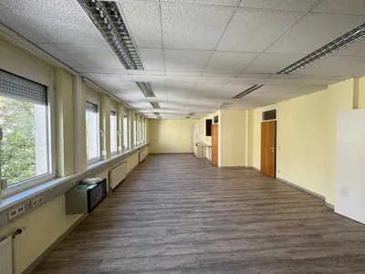 Gewerbeimmobilie mieten in Wien – 138 m², € 7 – Bild 3 von 11