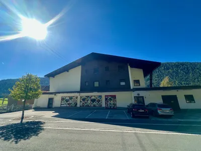 Gewerbeimmobilie kaufen in Feldkirchen – 700 m², € 220.000 – Bild 2 von 18