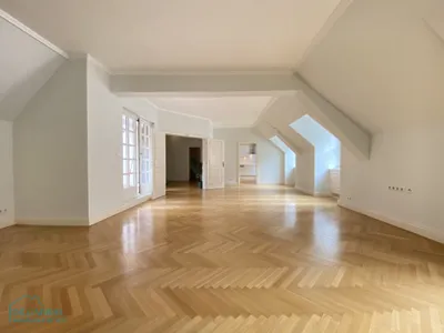 INNENSTADT DACHGESCHOSS mit TERRASSE – Bild 2