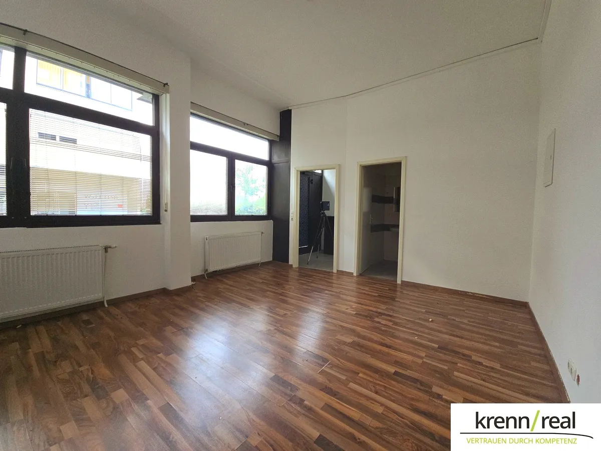Erdgeschosswohnung - derzeit in 2 Einheiten aufgeteilt