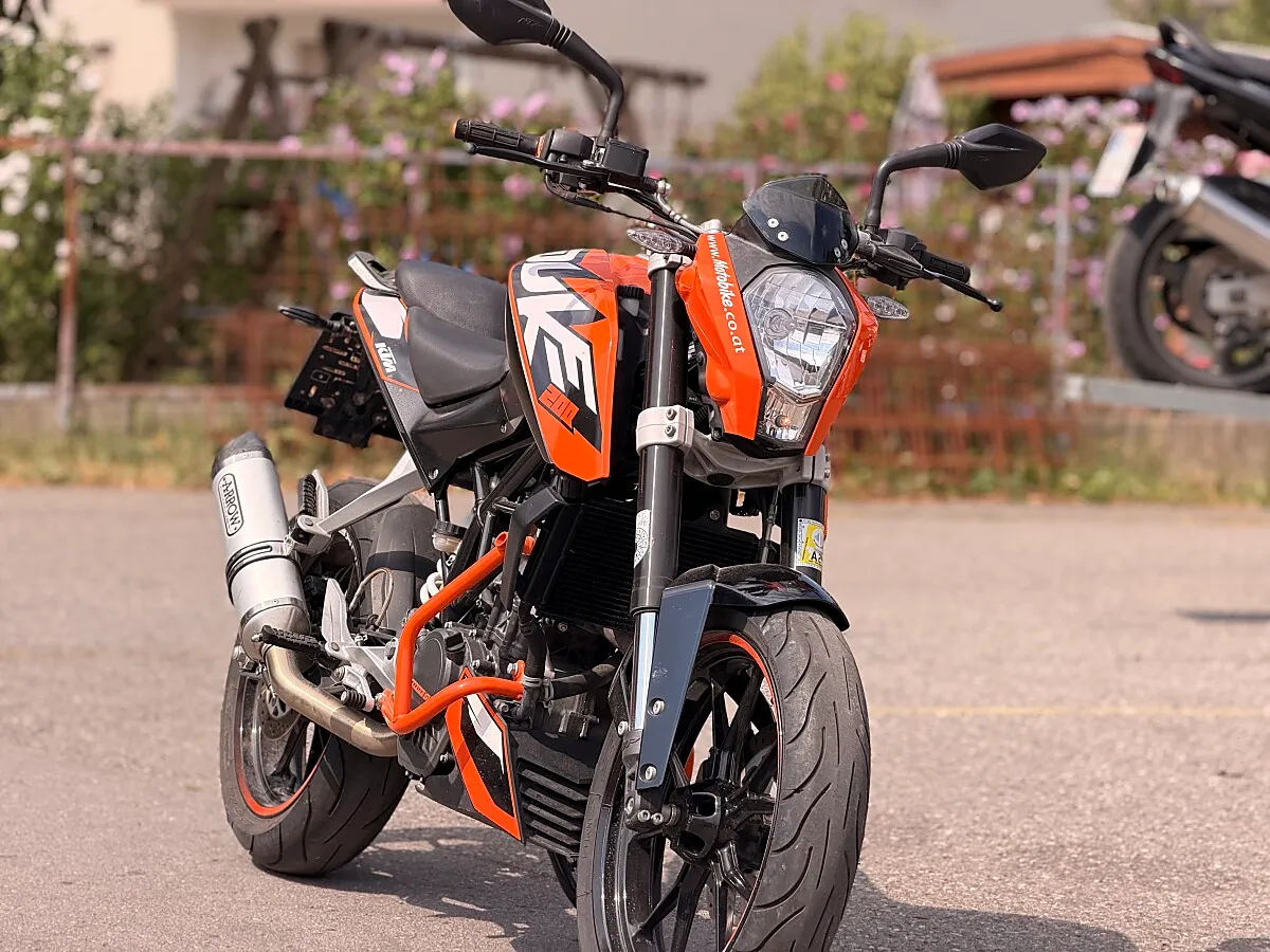 KTM Duke