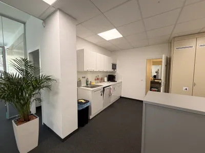 Gewerbeimmobilie mieten in Wien – 215 m², € 4.584 – Bild 5 von 14