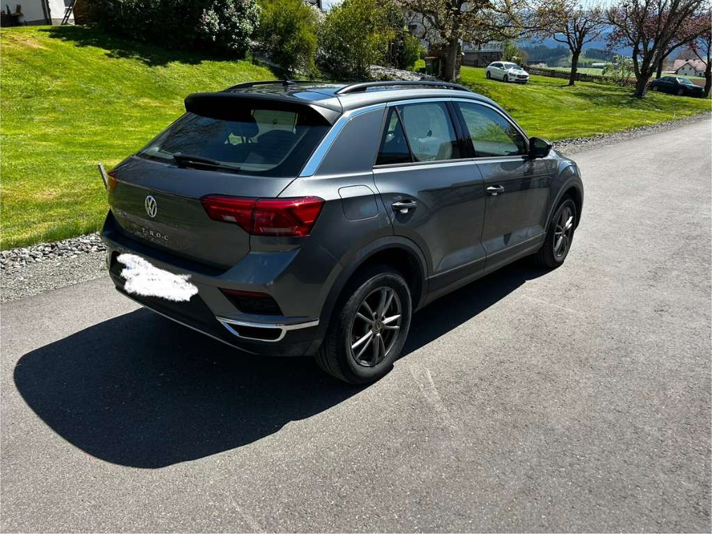 VW T-Roc 1,6 TDi SUV / Geländewagen
