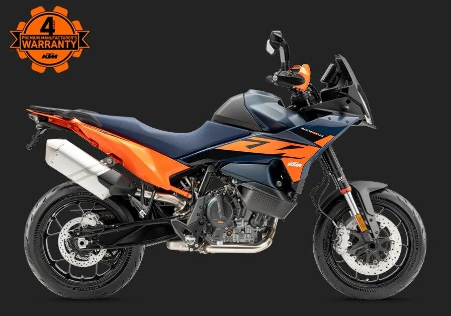 KTM 890