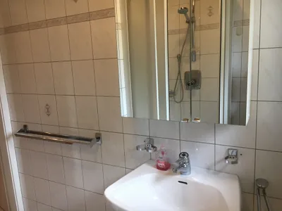 2-Zimmer-Wohnung mieten in Gmunden – 63 m², € 853 – Bild 4 von 8