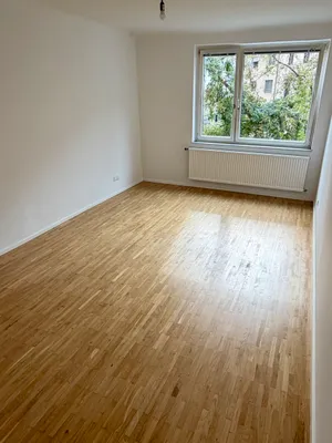 Provisionsfrei: Neu sanierte ruhige 2-Zimmer Whg 54m² mit Lift zentral in Margareten – Bild 3