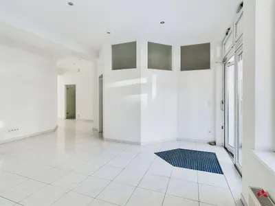 Gewerbeimmobilie mieten in Kitzbühel – 238 m², € 1.875 – Bild 7 von 13