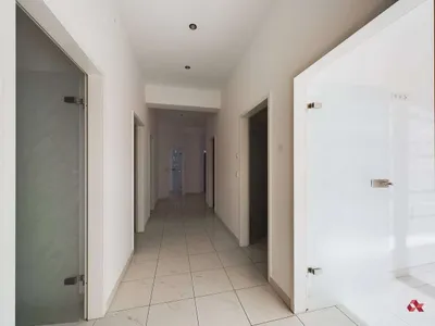 Gewerbeimmobilie mieten in Kitzbühel – 238 m², € 1.875 – Bild 13 von 13