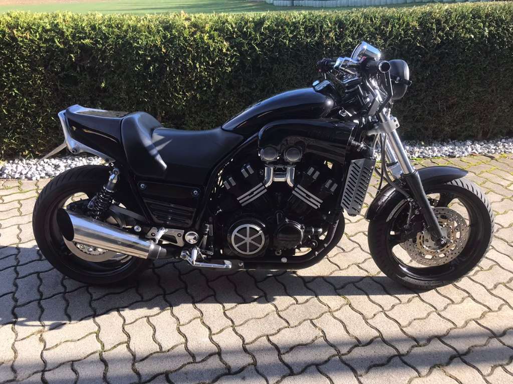 Yamaha V-Max 1200LT Tourer