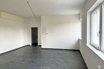 Gewerbeimmobilie mieten in Braunau am Inn – 57 m², € 678 – Bild 4 von 7