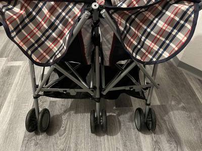 Puppenwagen Daisy Chain Neuwertig!,  25,- (5233 Pischelsdorf am Engelbach)  - willhaben