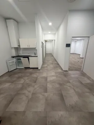 Gewerbeimmobilie mieten in Innsbruck – 200 m², € 3.922 – Bild 4 von 5