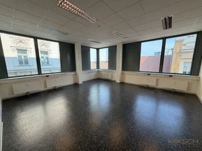 Gewerbeimmobilie mieten in Sankt Pölten – 267 m², € 2.588 – Bild 2 von 10