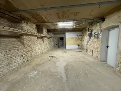 Gewerbeimmobilie mieten in Wien – 115 m², € 4 – Bild 2 von 6