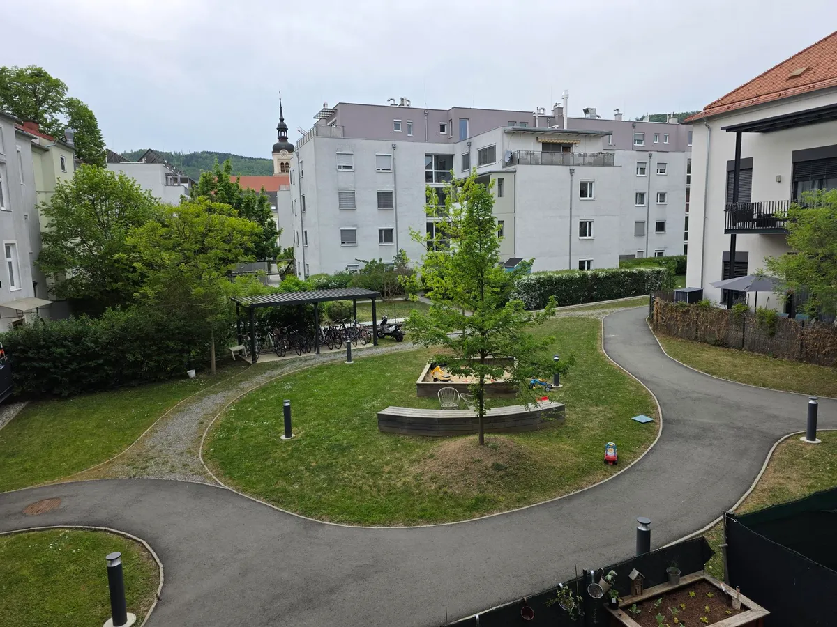 Attraktive 3-Zimmerwohnung mit feinem Balkon - Leopoldinum Eggenberg – pohled 2