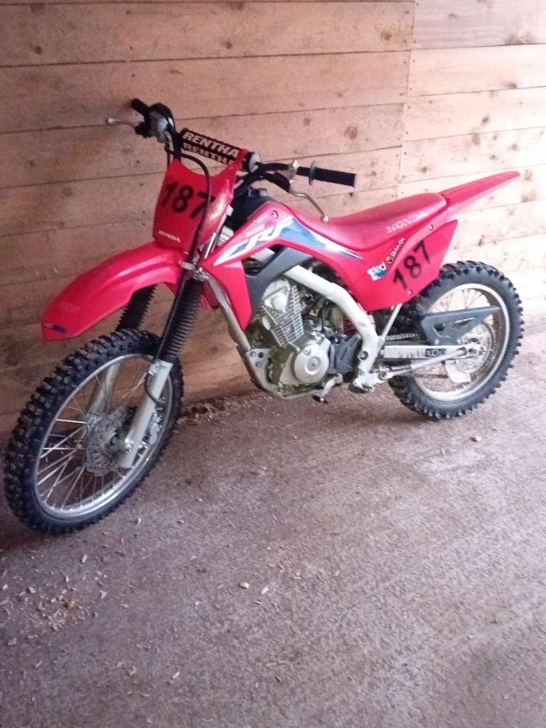 Honda CRF 125f Motocross