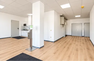 2-Zimmer-Gewerbeimmobilie mieten in Bruck an der Leitha – 100 m², € 799 – Bild 6 von 11