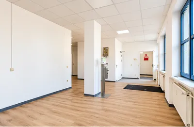 2-Zimmer-Gewerbeimmobilie mieten in Bruck an der Leitha – 100 m², € 799 – Bild 7 von 11