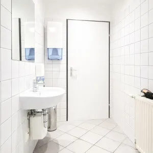 Gewerbeimmobilie mieten in Wien – 220 m², € 25 – Bild 9 von 12