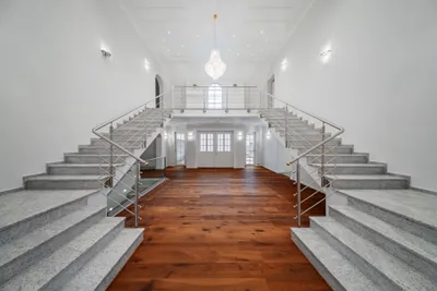 6-Zimmer-Haus mieten in Baden – 206 m², € 8.820 – Bild 2 von 21