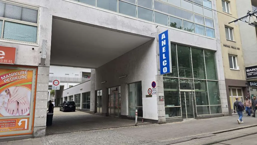 Geschäftsfläche in bester Frequenzlage auf der Simmeringer Hauptstraße mit großen Auslagenflächen, vielfältige Nutzungsmöglichkeit in U Bahn Nähe Enkplatz - Ansicht 2