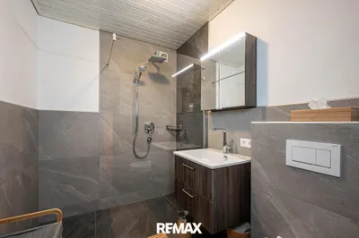 7-Zimmer-Gewerbeimmobilie kaufen in Sankt Johann im Pongau – 150 m², € 990.000 – Bild 9 von 14
