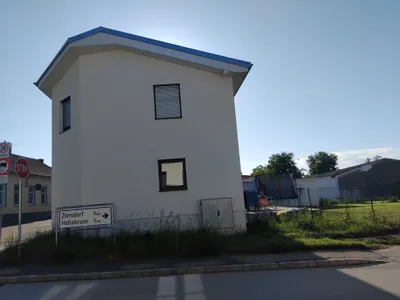 5-Zimmer-Haus mieten in Hollabrunn – 150 m², € 1.400 – Bild 2 von 2