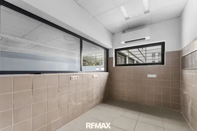 Gewerbeimmobilie kaufen in Klagenfurt – 1 348 m², € 1.400.000 – Bild 4 von 5