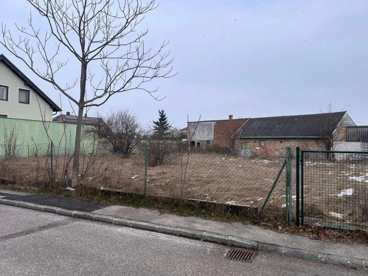 Ebenes Baugrundstück in Wr. Neustadt - Privat - Ansicht 2