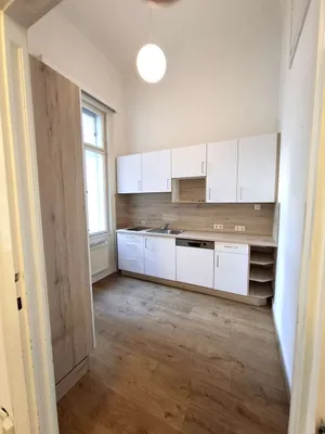 8-Zimmer-Gewerbeimmobilie mieten in Wien – 330 m², € 8.269 – Bild 10 von 16
