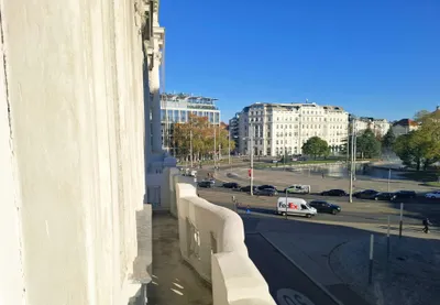 8-Zimmer-Gewerbeimmobilie mieten in Wien – 330 m², € 8.269 – Bild 4 von 16