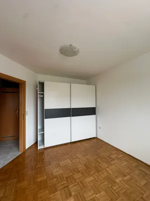 2-Zimmer-Wohnung mieten in Linz Land – 42 m², € 500 – Bild 4 von 11