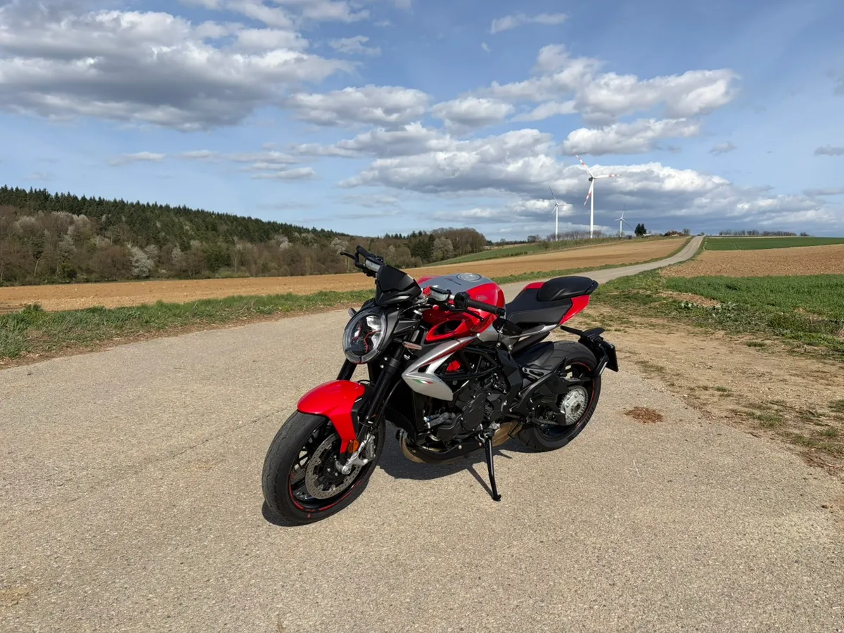 MV Agusta Brutale