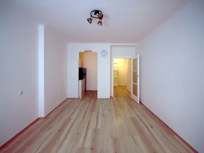 38 m² Wohnung in U-Bahn-Nähe | 700 € inkl. Heizung & Warmwasser – Bild 2