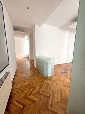 9-Zimmer-Gewerbeimmobilie mieten in Wien – 294 m², € 4.253 – Bild 6 von 12