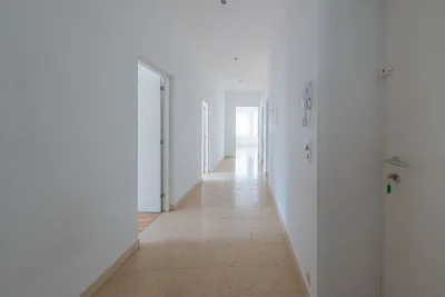 4-Zimmer-Wohnung mieten in Linz – 120 m², € 2.500 – Bild 5 von 10