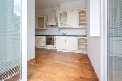 4-Zimmer-Wohnung mieten in Linz – 120 m², € 2.500 – Bild 9 von 10